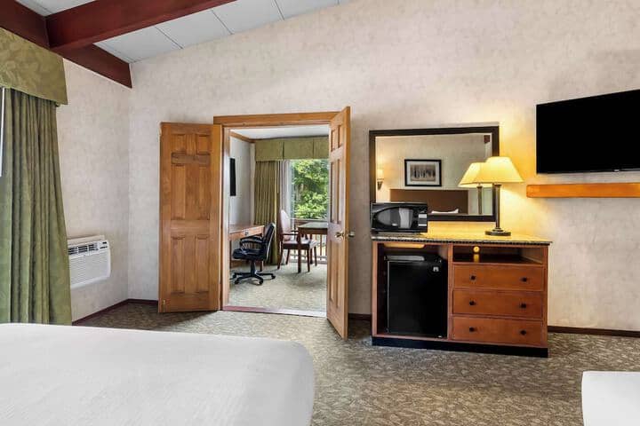 Room 14 of 79