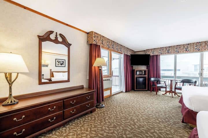 Room 31 of 79