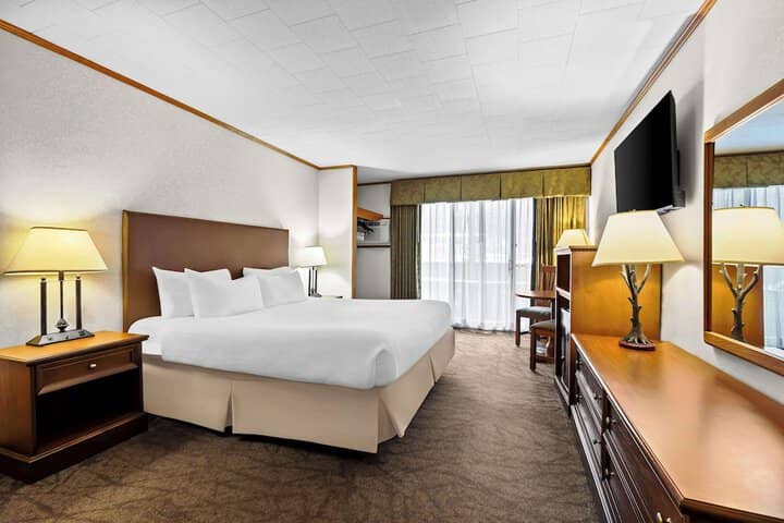 Room 36 of 79