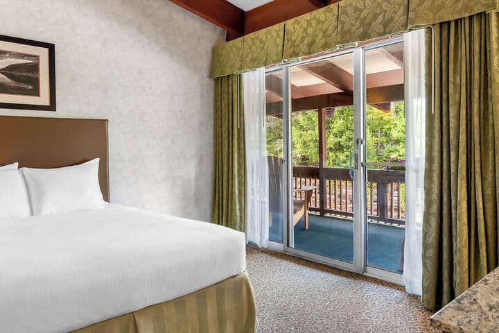 Room 10 of 79