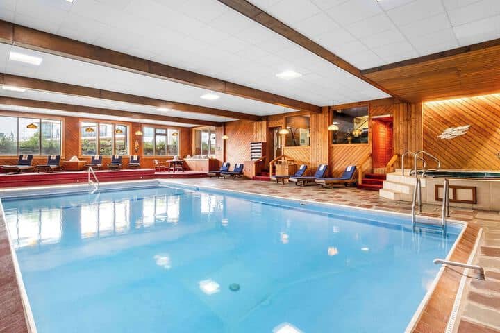 Pool 61 of 79